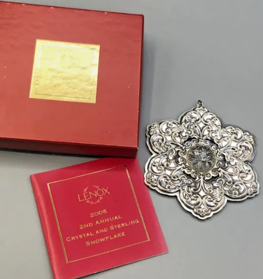 Picture of Lenox Annual Sterling & Crystal Snowflake Ornament 2005, with box