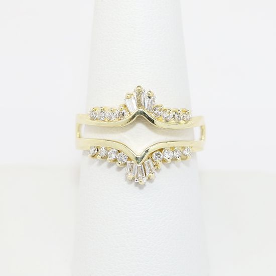 Picture of 14k Yellow Gold Diamond Jacket Ring 