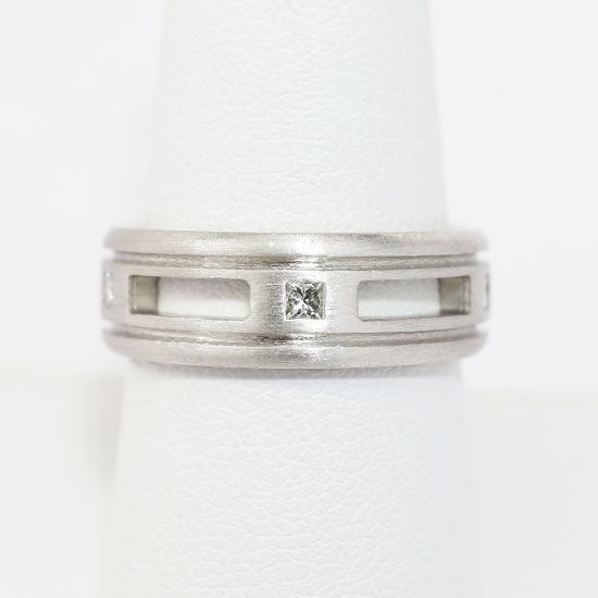 Picture of Verragio Platinum Diamond Band 