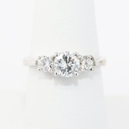 Picture of 18k White Gold .76Ct Round Brilliant Diamond Engagement Ring