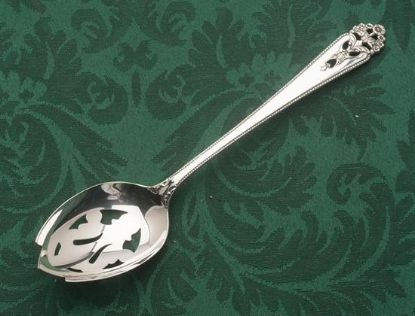 Picture of Pierced Tableserv.spn