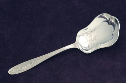 Picture of Berry Serving Spoon