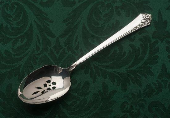 Picture of Pierced Tableserv.spn