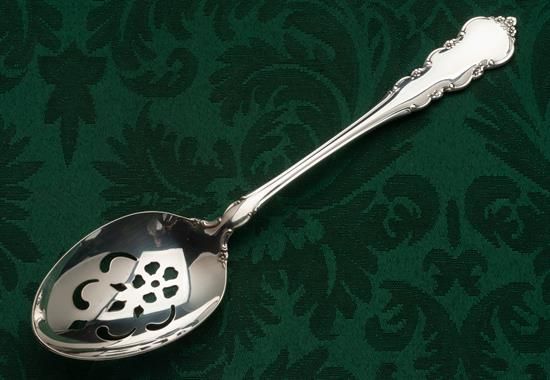 Picture of Pierced Tableserv.spn