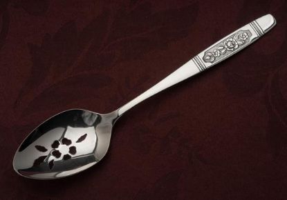 Picture of Pierced Tableserv.spn