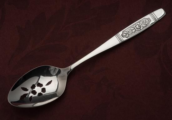 Picture of Pierced Tableserv.spn