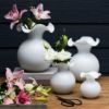 Picture of Vietri Hibiscus Glass Small Bud Vase - White