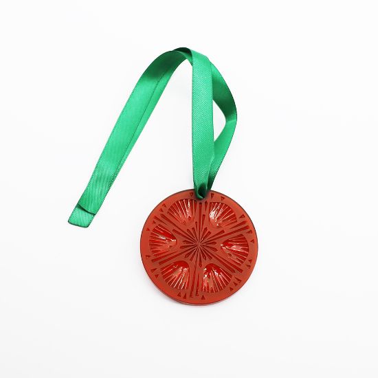 Picture of Lalique 2005 'Chardon' Red/Rouge Thistle Annual Christmas Ornament