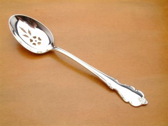 Picture of Pierced Tableserv.spn