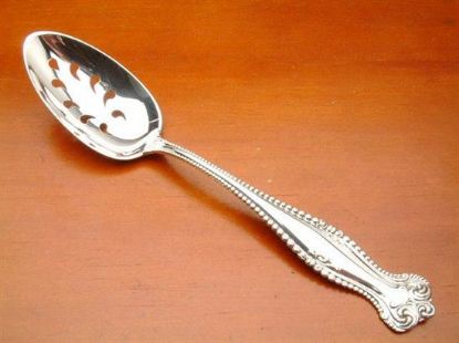 Picture of Pierced Tableserv.spn