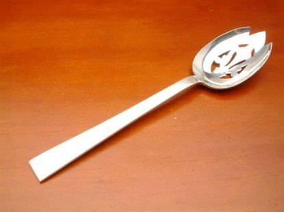 Picture of Pierced Tableserv.spn