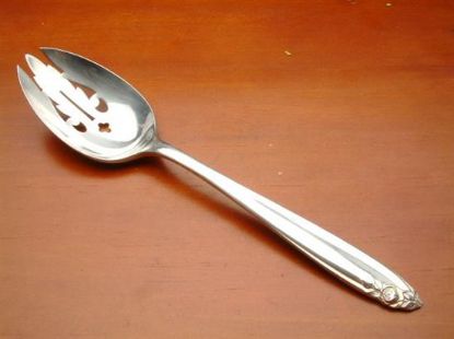 Picture of Pierced Tableserv.spn