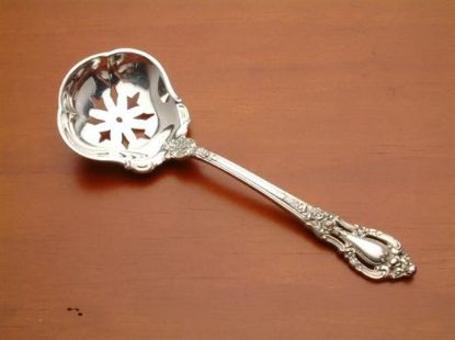 Picture of New Bon Bon Server