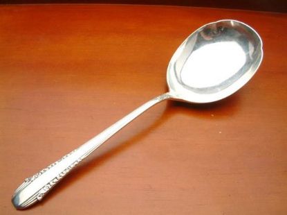 Picture of Berry Serving Spoon