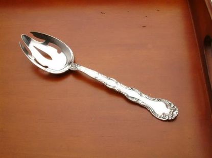 Picture of Pierced Tableserv.spn