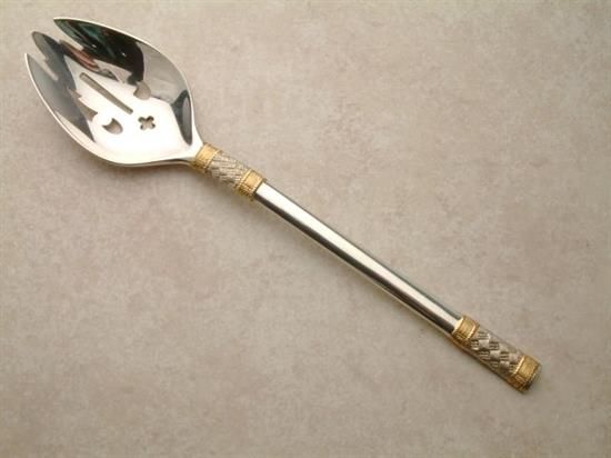 Picture of Pierced Tableserv.spn