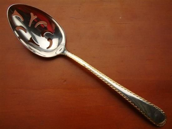 Picture of Pierced Tableserv.spn