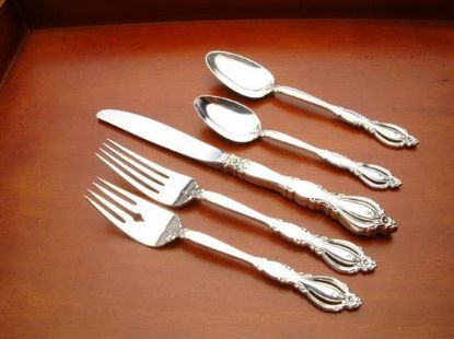 Picture of New 5pc. W/placespoon