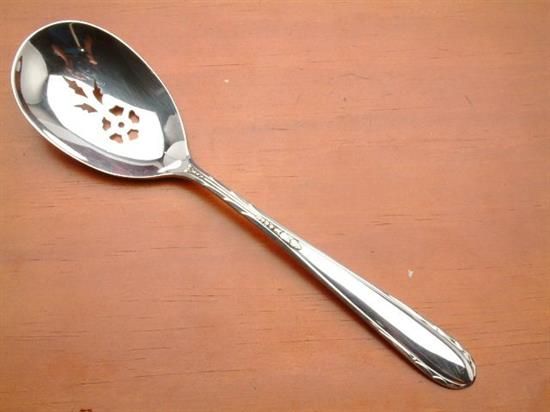 Picture of Pierced Tableserv.spn