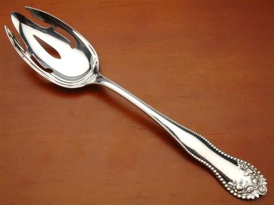 Picture of Pierced Tableserv.spn