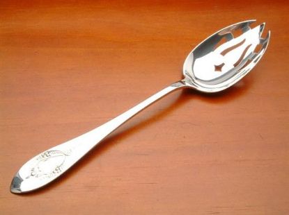 Picture of Pierced Tableserv.spn