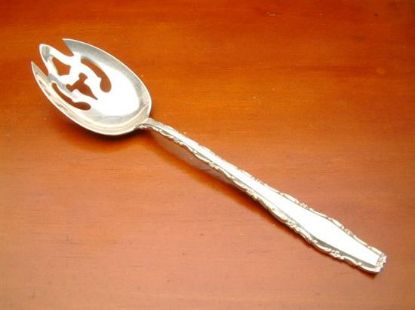 Picture of Pierced Tableserv.spn