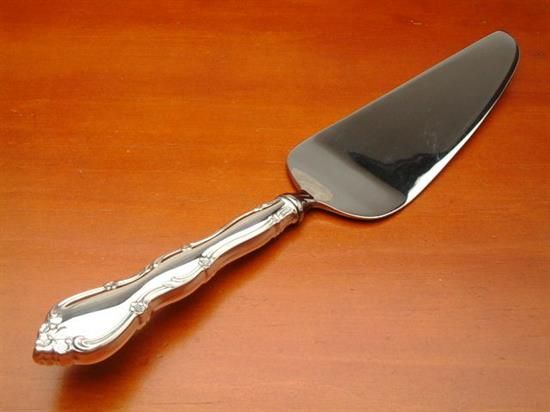 Picture of New Pie/cake Server