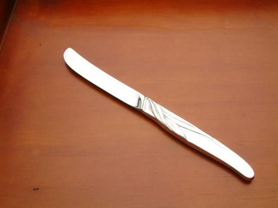 Picture of Place Knife Modern