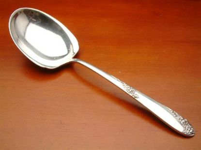Picture of Berry Serving Spoon