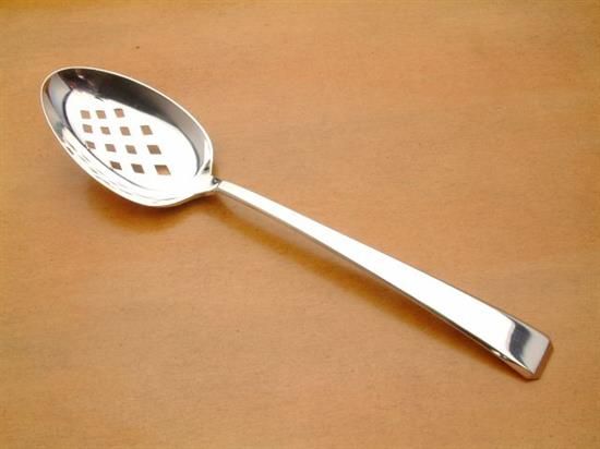 Picture of Pierced Tableserv.spn