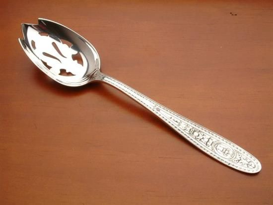 Picture of Pierced Tableserv.spn