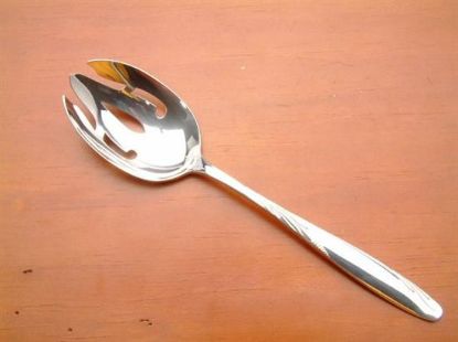 Picture of Pierced Tableserv.spn