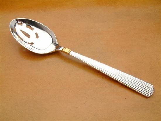 Picture of Pierced Tableserv.spn