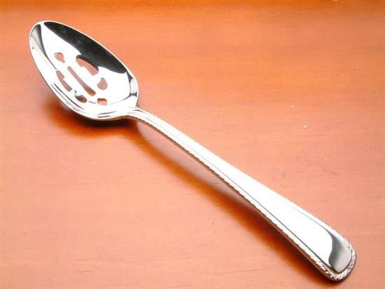 Picture of Pierced Tableserv.spn