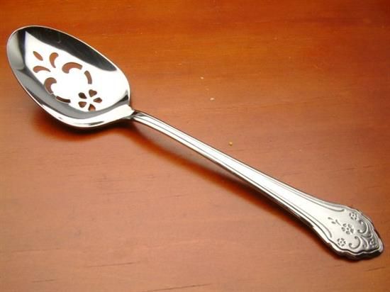 Picture of Pierced Tableserv.spn