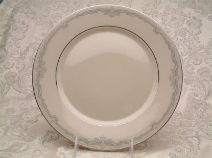 Picture of Dinner Plates