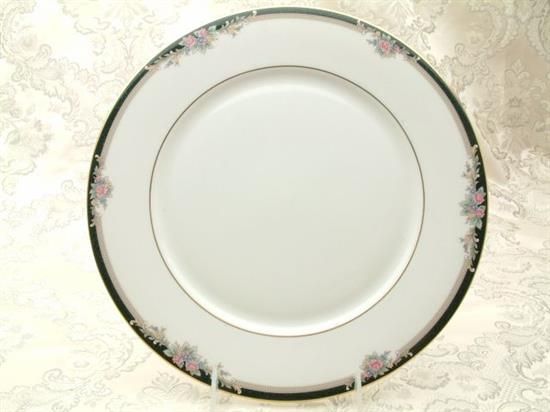 Picture of Dinner Plates