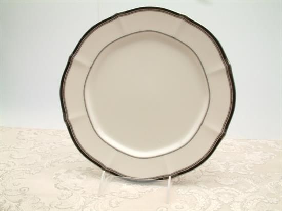 Picture of Dinner Plates