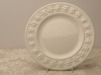 Picture of Dinner Plates