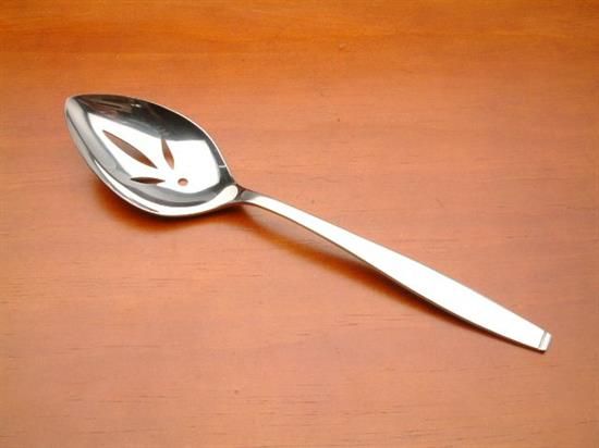 Picture of Pierced Tableserv.spn