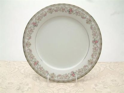 Picture of Dinner Plates