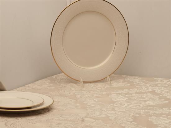 Picture of Dinner Plates