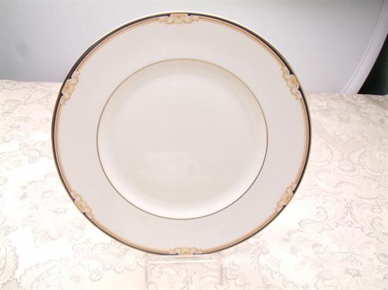 Picture of Dinner Plates