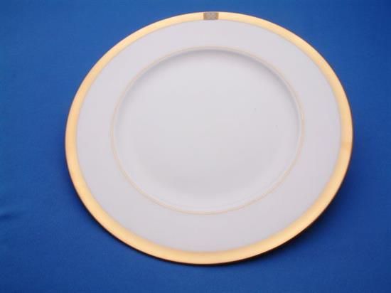 Picture of Dinner Plates