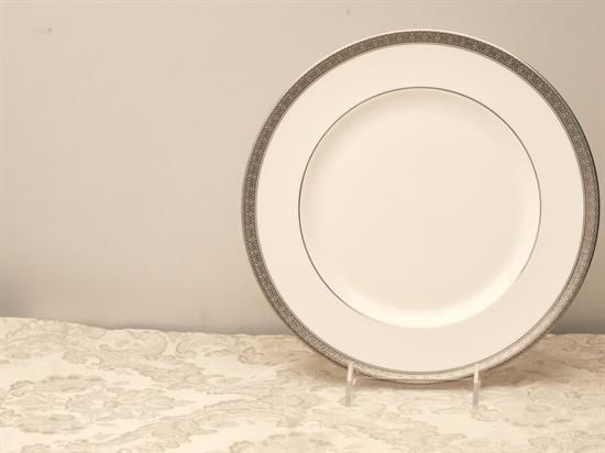 Picture of Dinner Plates