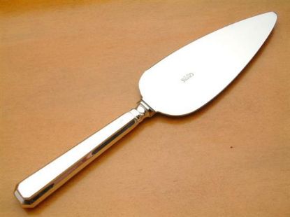 Picture of New Pie/cake Server