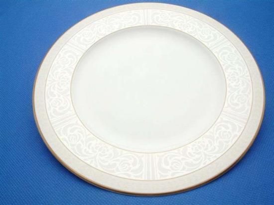 Picture of 9"accent Salad Plate