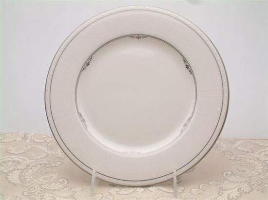 Picture of 9"accent Salad Plate