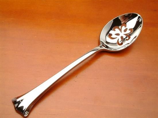 Picture of Pierced Tableserv.spn