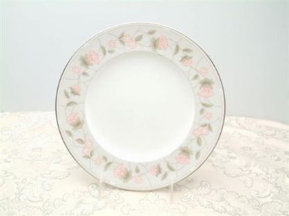 Picture of 9"accent Salad Plate